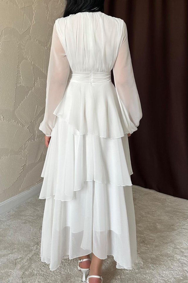 Beyaz Bel Detaylı Elbise