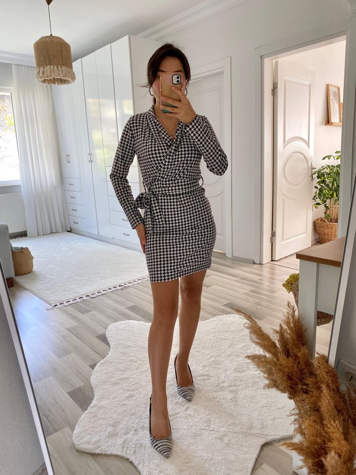 Kadın Uzun Kollu Kruvaze Yaka Bağlamalı Kemer Dalgıç Mini Boy Elbise