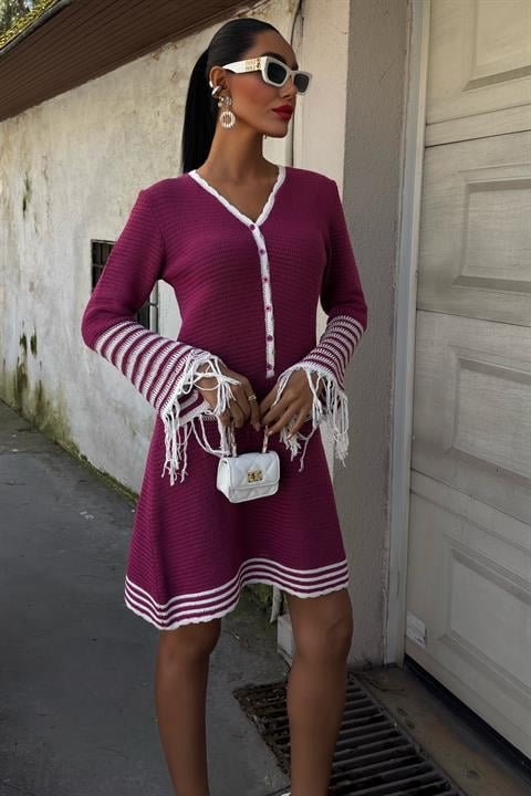 Triko Kolları Püsküllü Düğmeli Elbise 2849