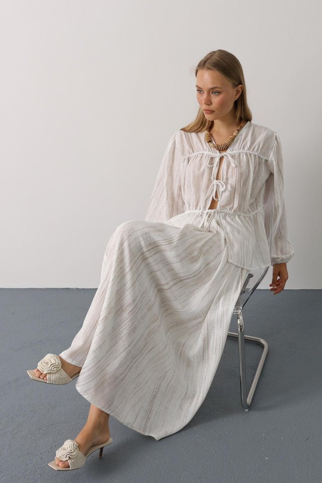 Önü Bağlamalı Etekli Takım - Taş