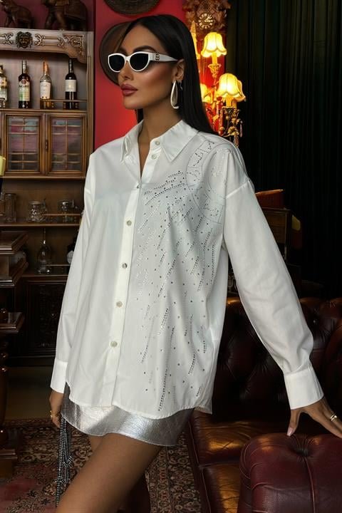 Ay Figürlü Taş İşlemeli Poplin Gömlek 3440