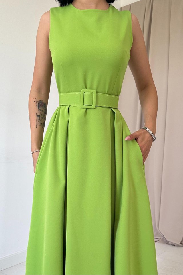 Fıstık Yeşili Halter Yaka Kloş Elbise