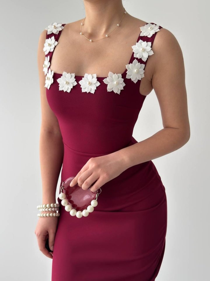 Mıng Çiçek Detaylı Elbise