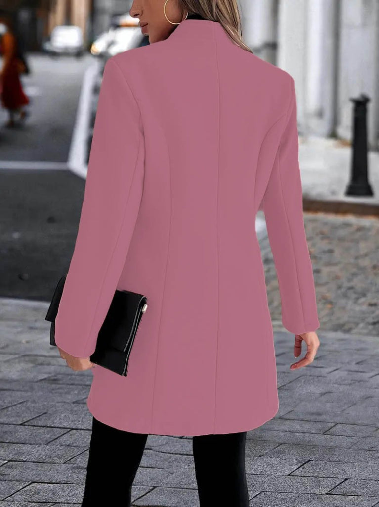 Kadın Uzun Kollu Kırlangıç Yaka önden Düğmeli Kısa Kaşe Kaban