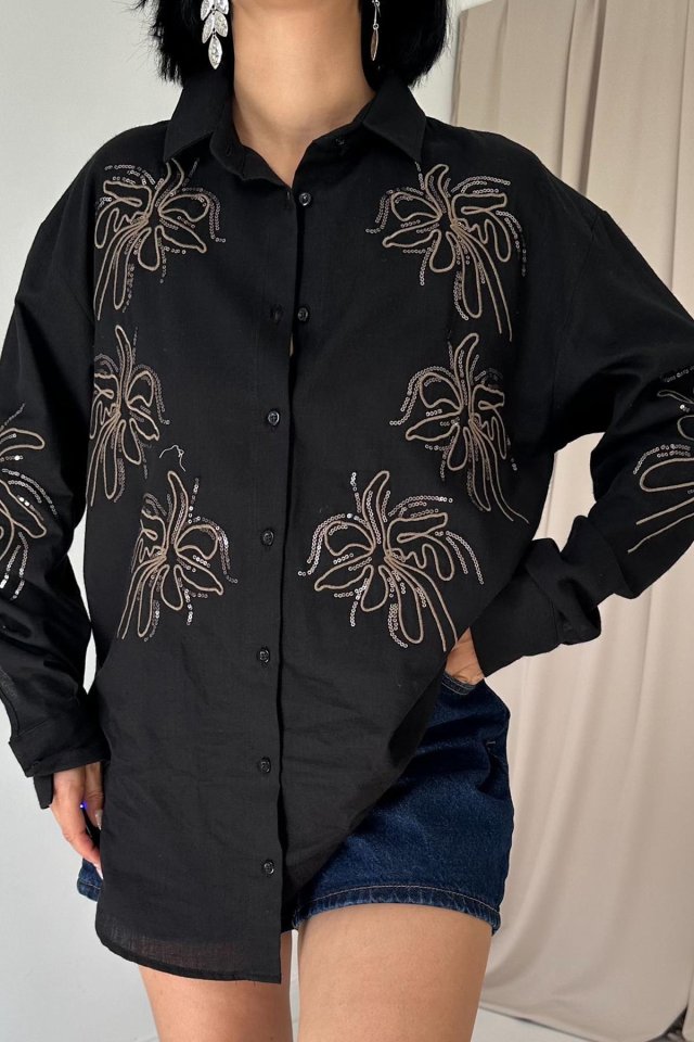 Siyah Flamlı Keten Nakışlı Pullu Gömlek