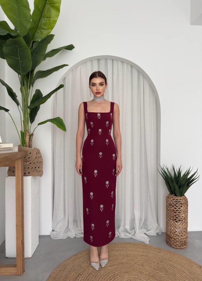 Ners Taş Detaylı Elbise