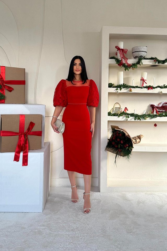 Kırmızı İncili Tül Detay Elbise