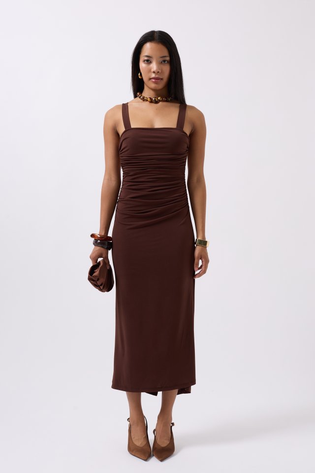 Yırtmaç Detay Sırt Dekolte Elbise