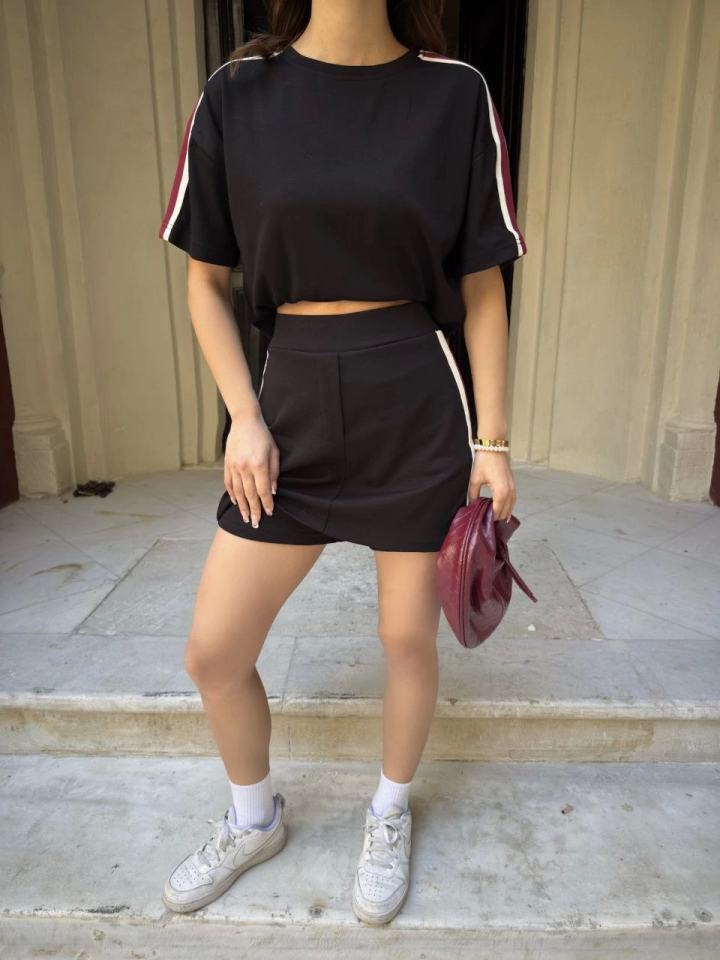 Osy Modal Yumuşak Dokulu Kumaş Parçalı Bisiklet Yaka T-shirt Mini Şortlu Etek İkili Takım - Siyah