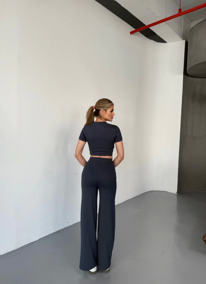 Osy Modal Yumuşak Dokulu Kumaş Kısa Kollu Crop Rahat Pantalon Ikili Takım - Füme