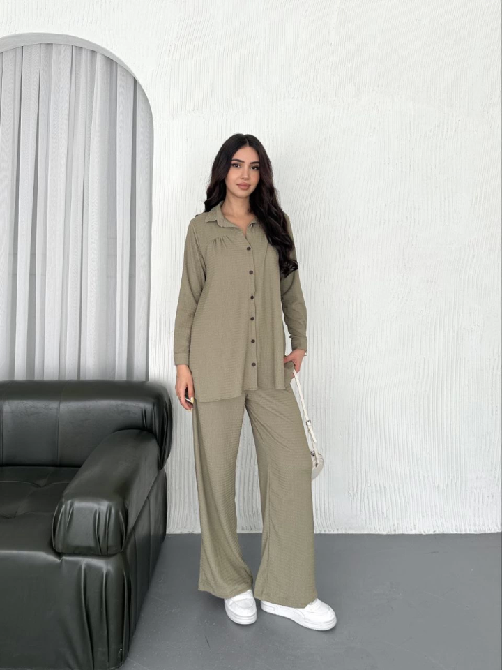 Yakalı Düğmeli Uzun Kollu Gömlek Pantolon Ikili Takım - Bej
