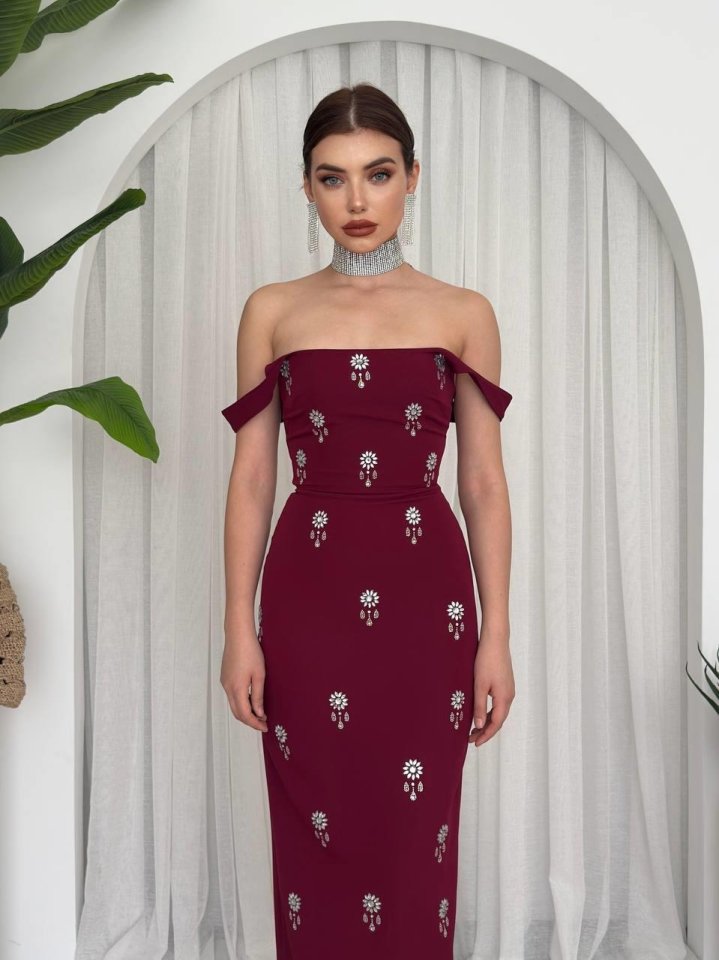 Ners Taş Detaylı Elbise