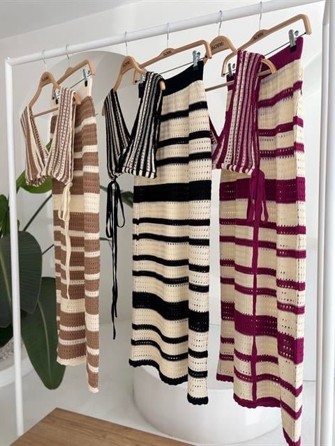 Çizgili Bikini Üst Ve Etek Triko Takım 10110