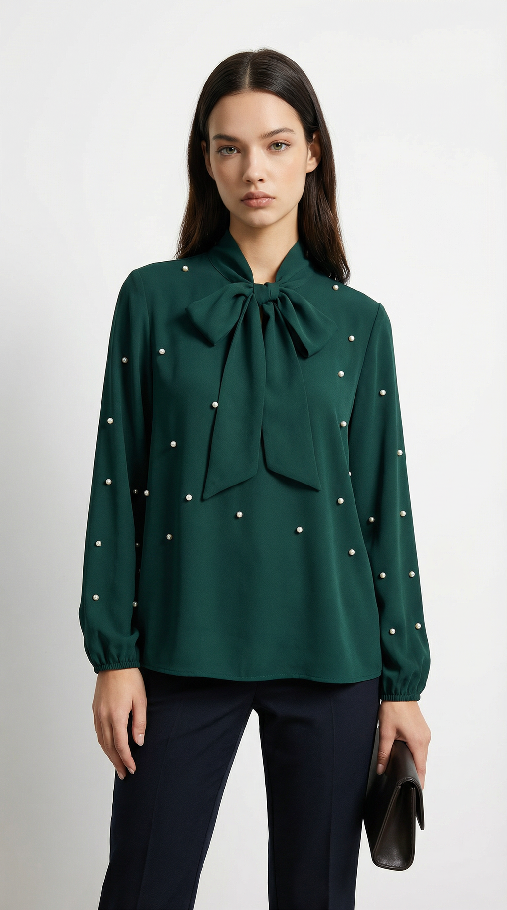 İncili Yakadan Bağlamalı Yeşil Bluz