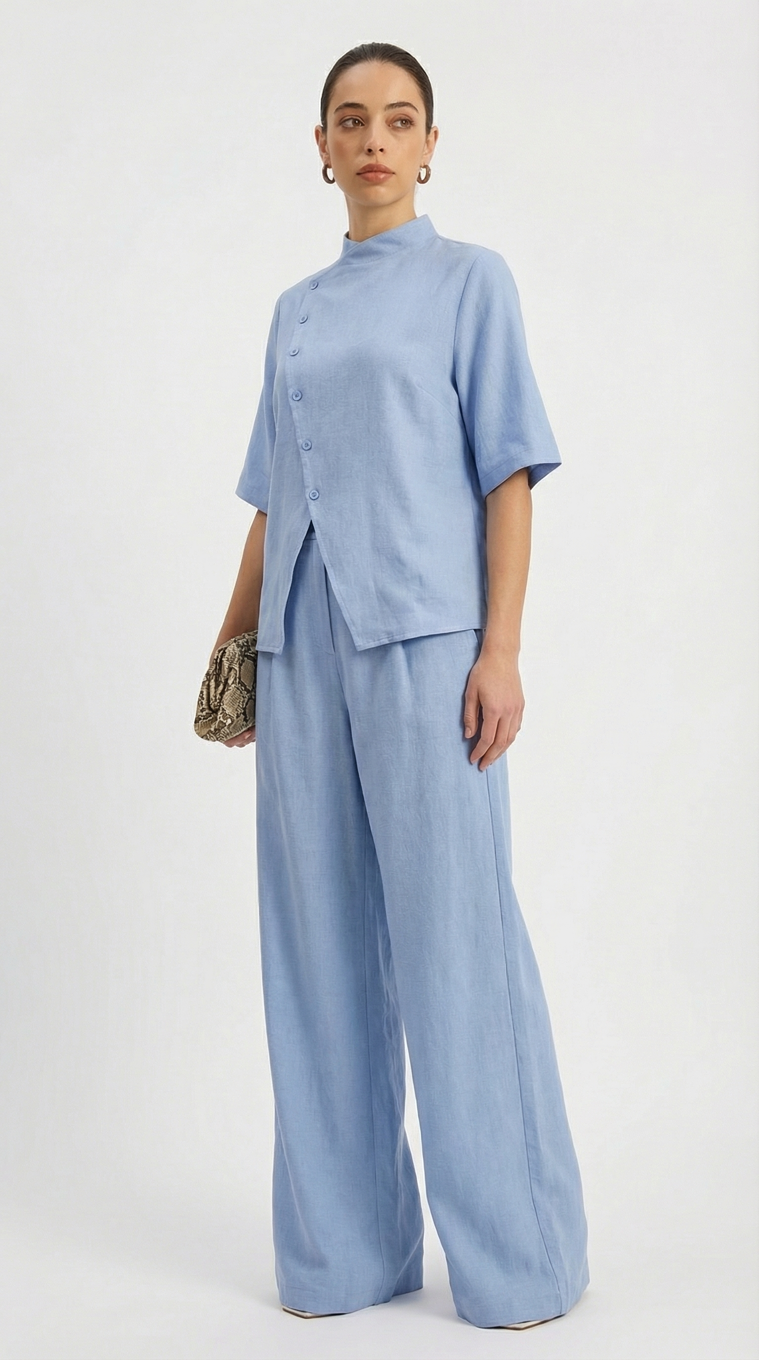 Hakim Yaka Düğmeli Mavi Keten Takım