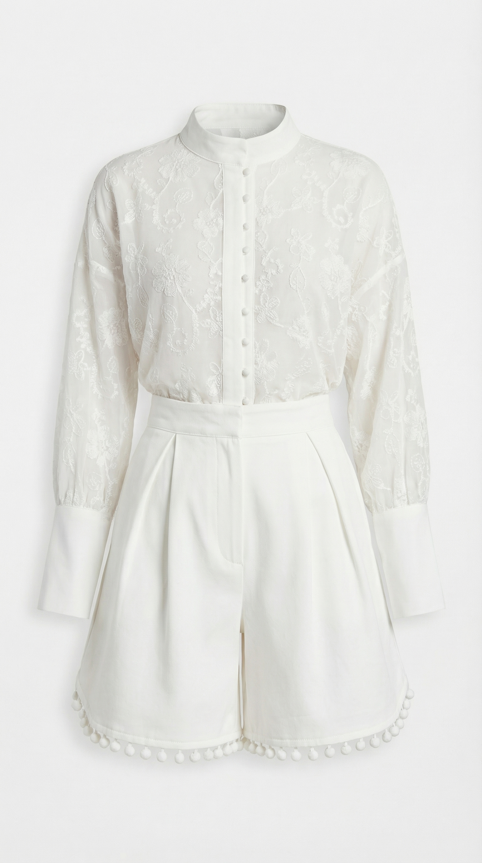 Dantel Gömlek ve Ponponlu Ekru Şort Takım