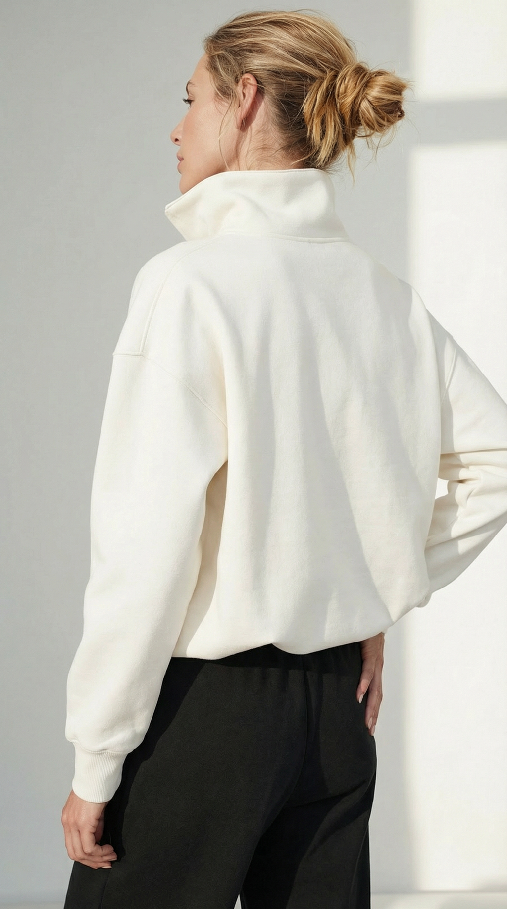 Yarım Fermuarlı Beyaz Oversize Sweatshirt