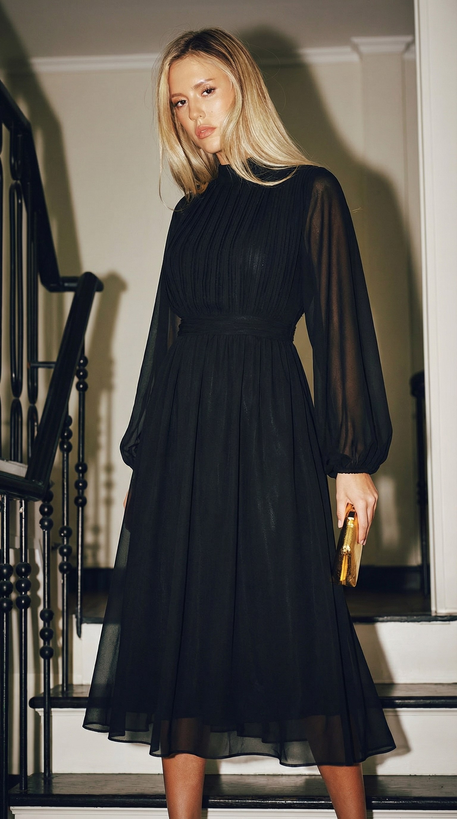 Şifon Uzun Kollu Siyah Midi Elbise