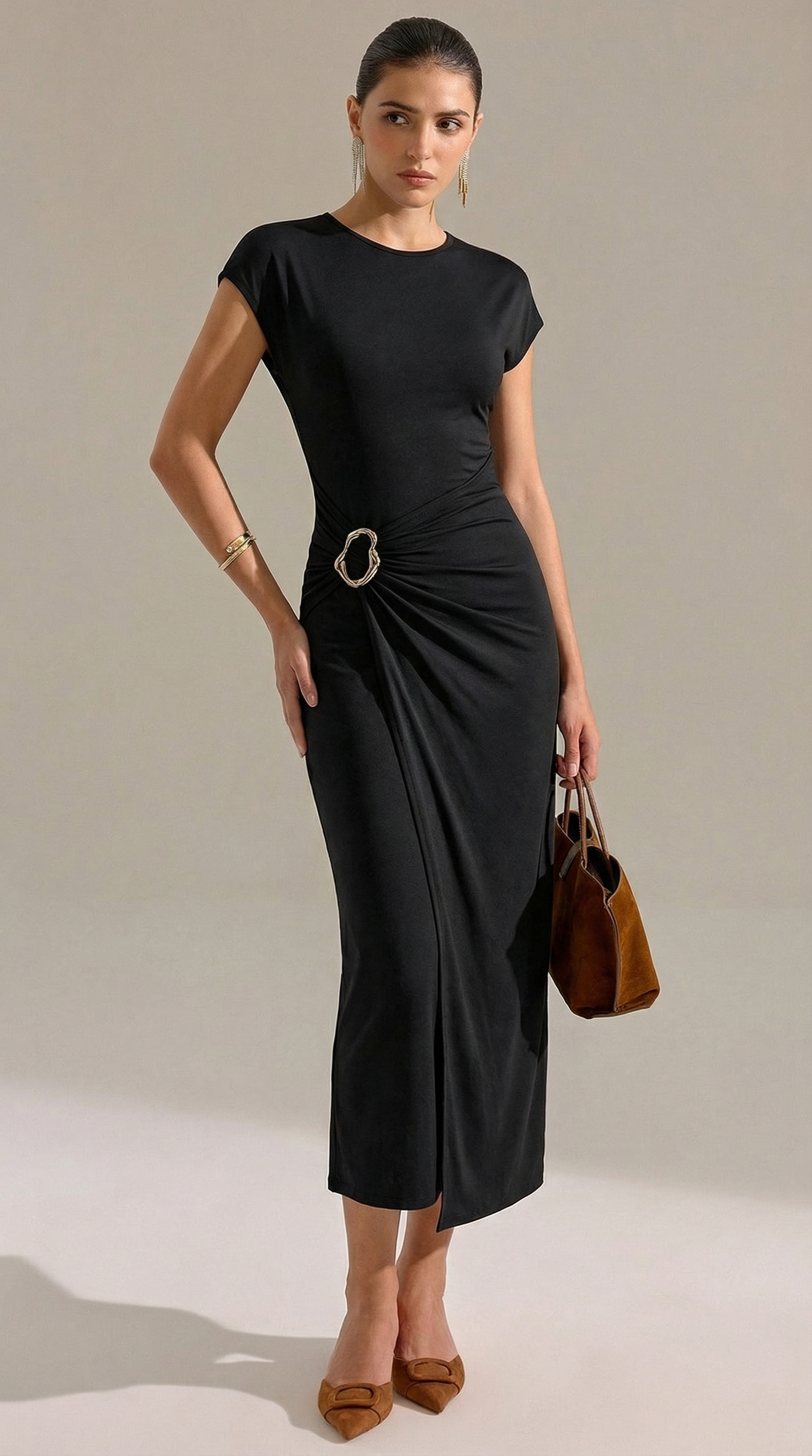 Toka Detaylı Siyah Modal Maxi Elbise