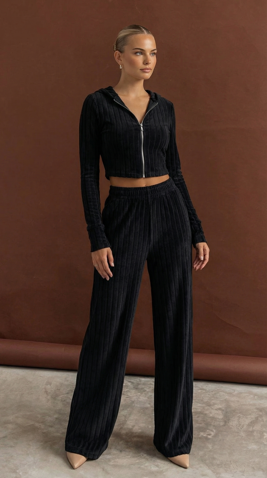 Fermuar Detaylı Kapüşonlu Kadife İkili Takım