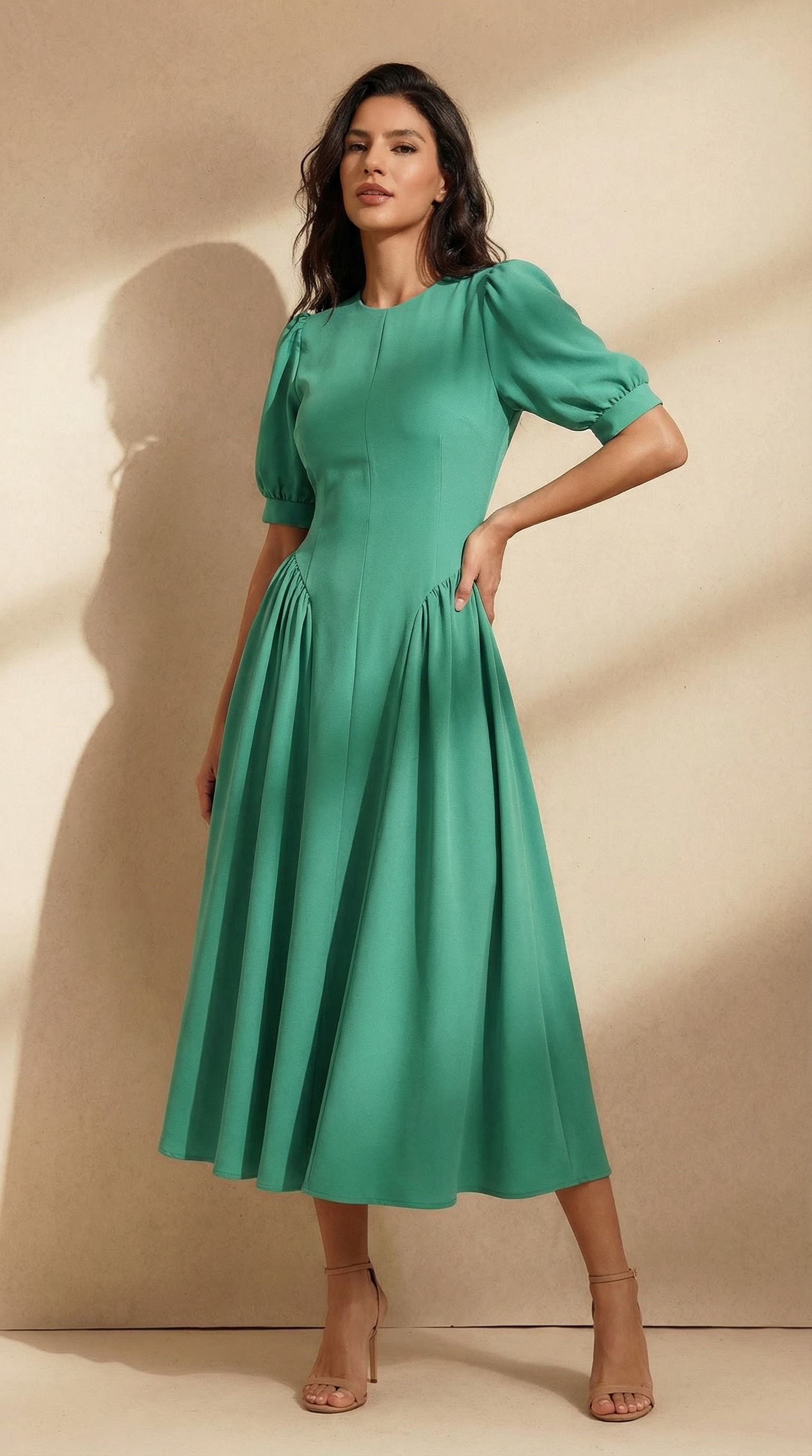 Yeşil Arkadan Bağlamalı Keten Midi Elbise
