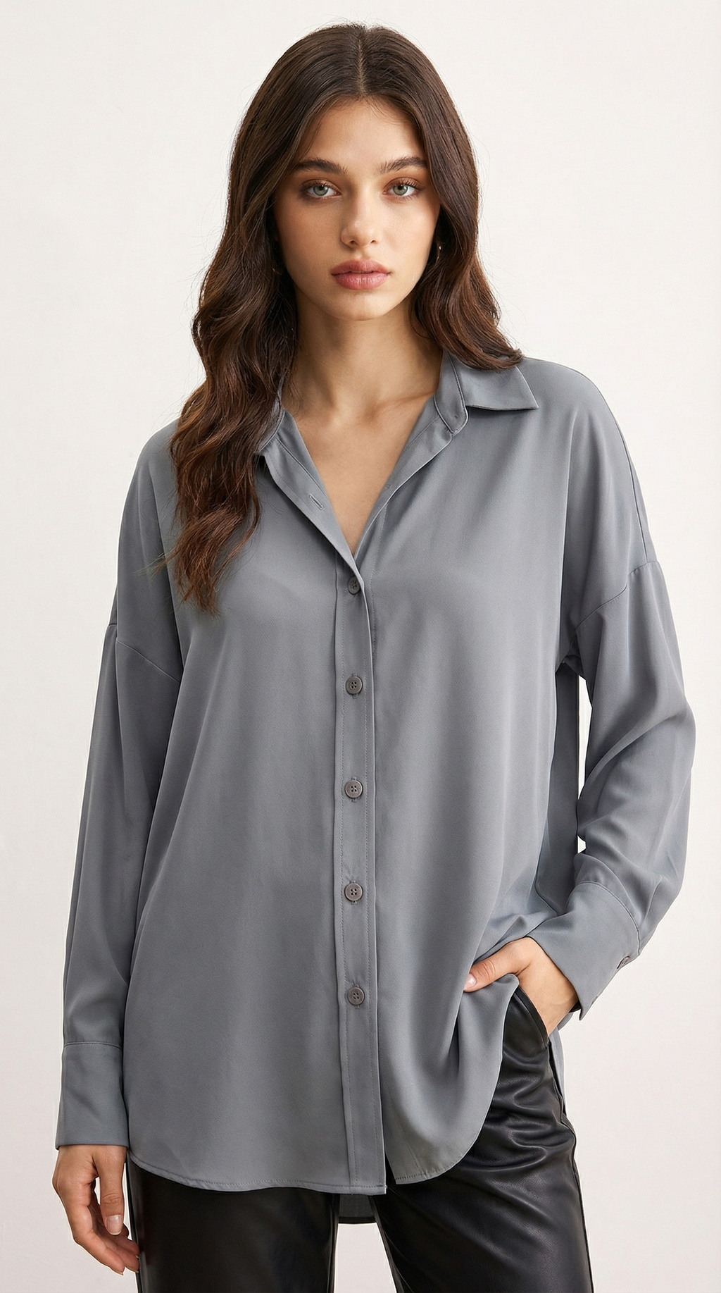 Geniş Manşetli Dökümlü Gömlek - Gri