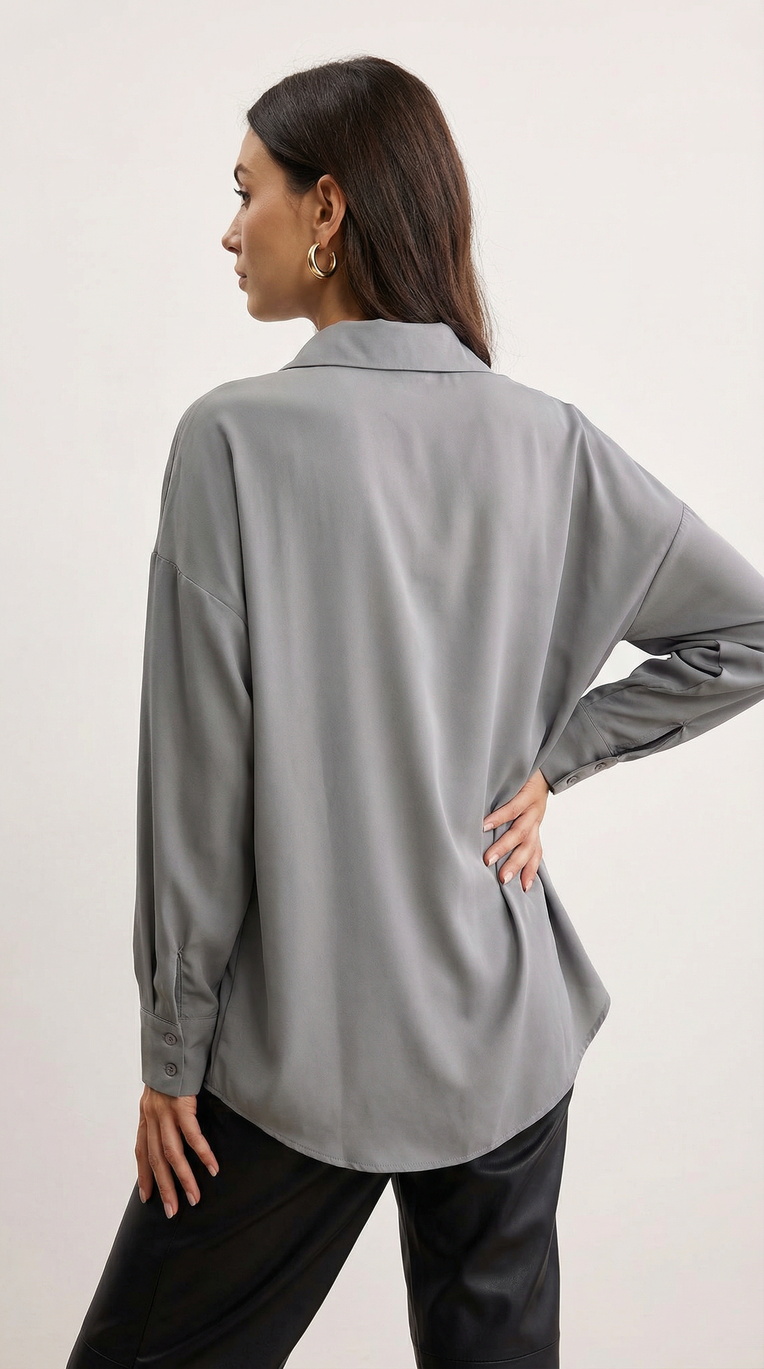 Geniş Manşetli Dökümlü Gömlek - Gri