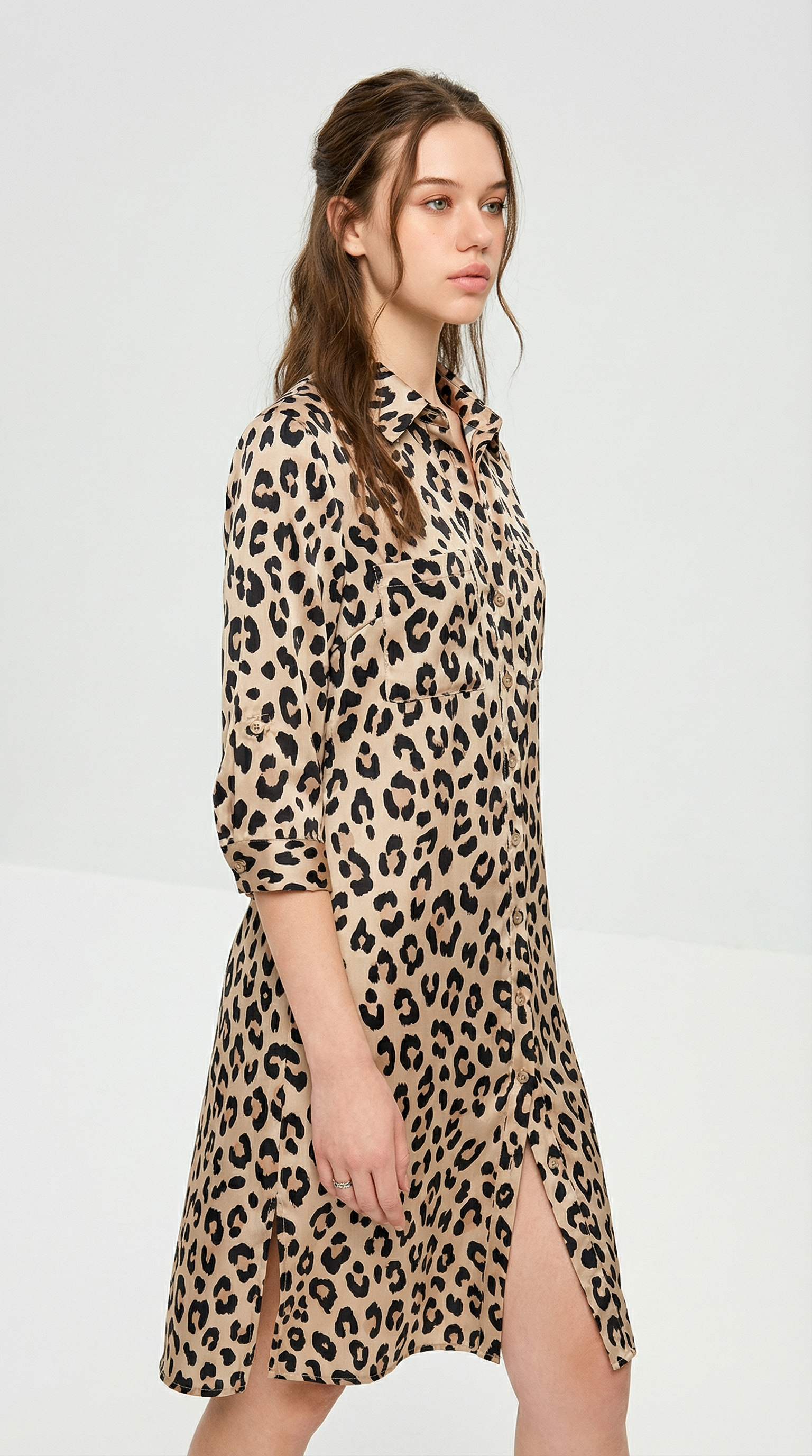 Leopar Desenli Düğmeli Modal Midi Elbise