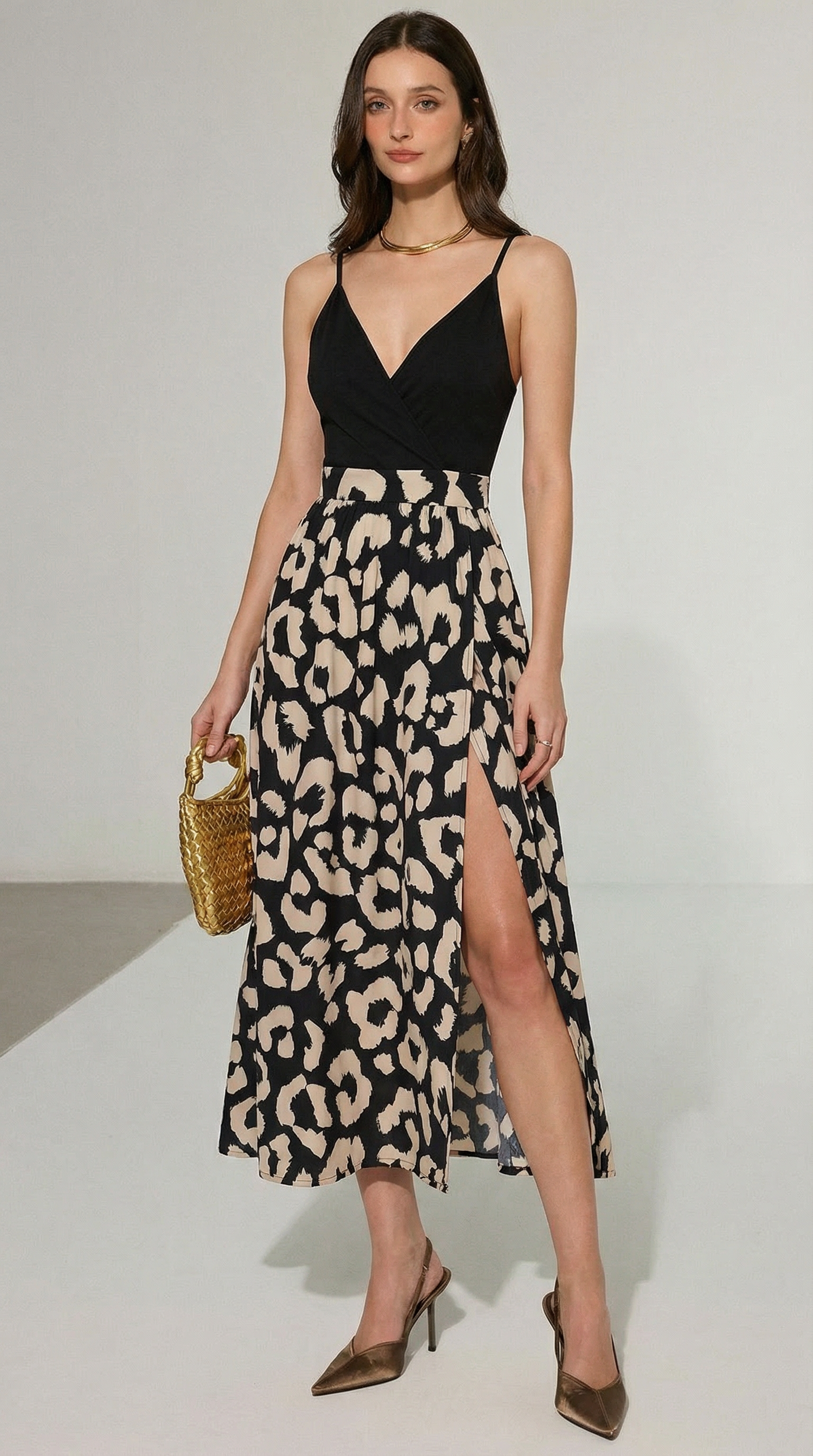 Leopar Desenli Kruvaze Askılı Midi Elbise