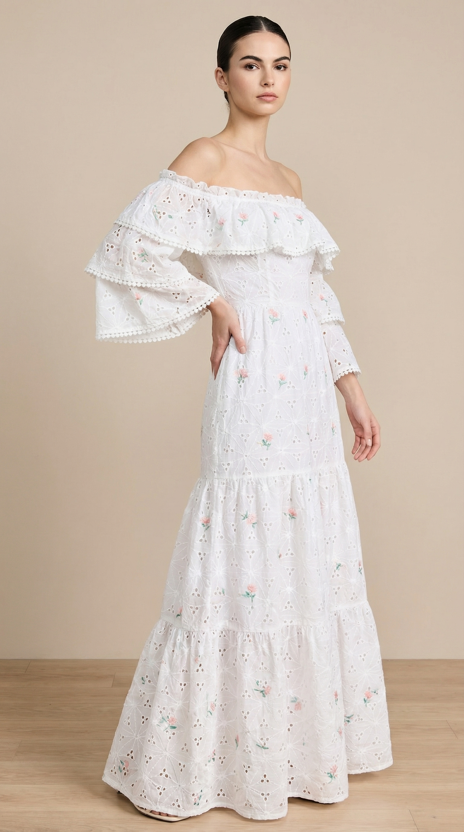 Omuzları Açık Çiçekli Brode Maxi Elbise