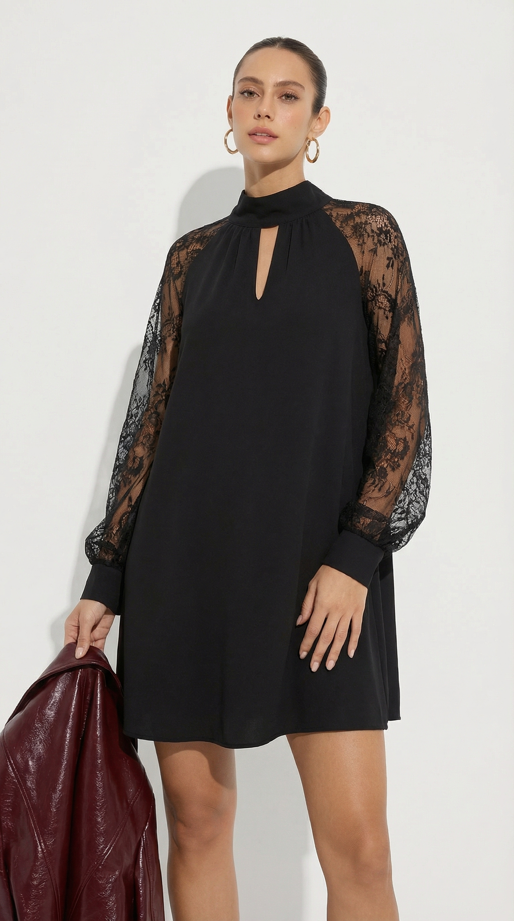 Dantel Kollu Damla Yaka Siyah Mini Elbise