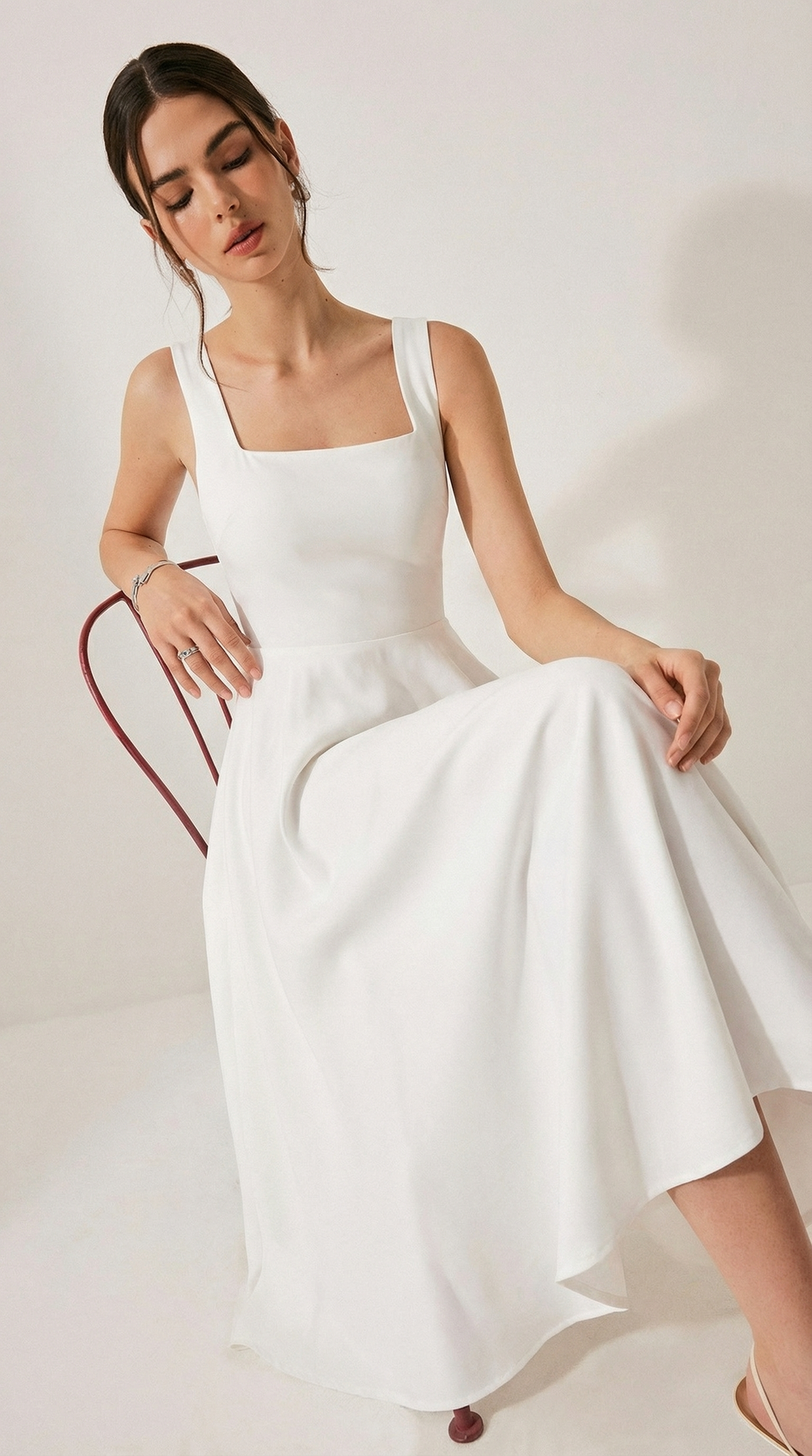 Beyaz Askılı A Form Elbise