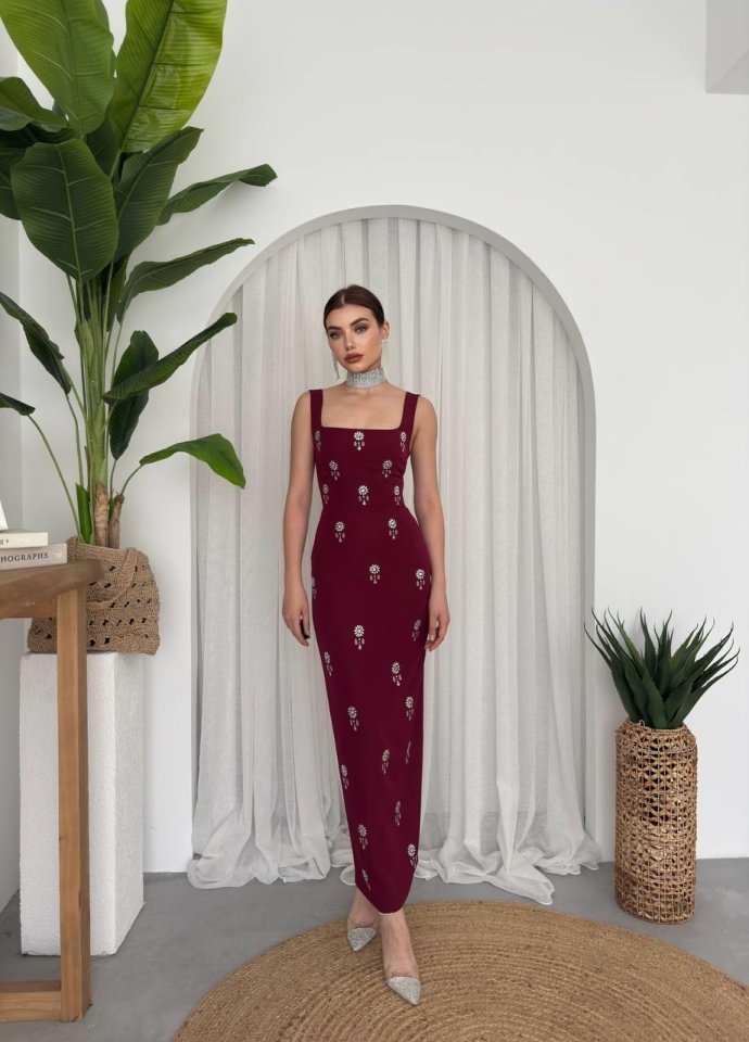 Ners Taş Detaylı Elbise