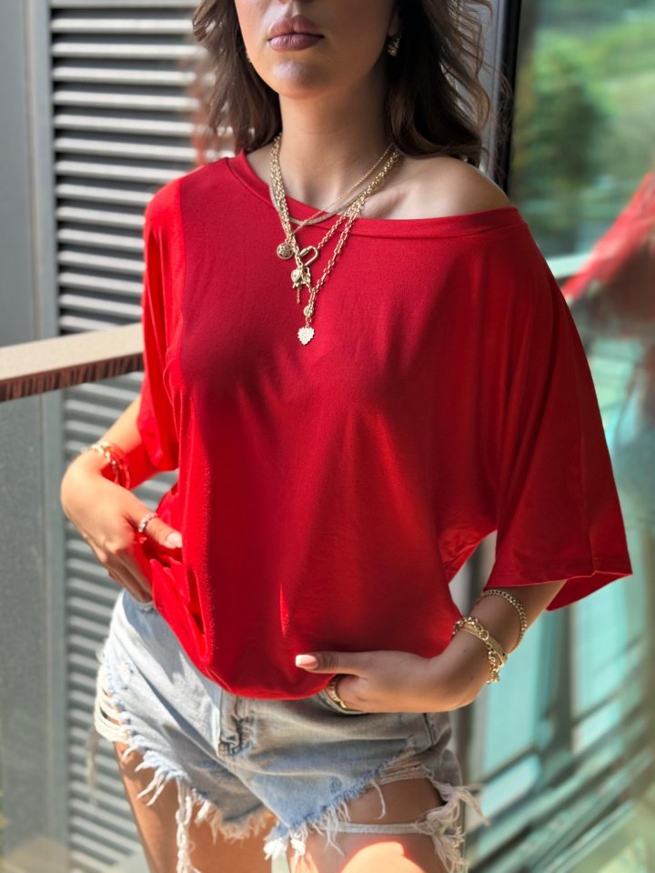 Kadın Tek Omuzu Açık Kısa Kollu Salaş Viskon Bluz