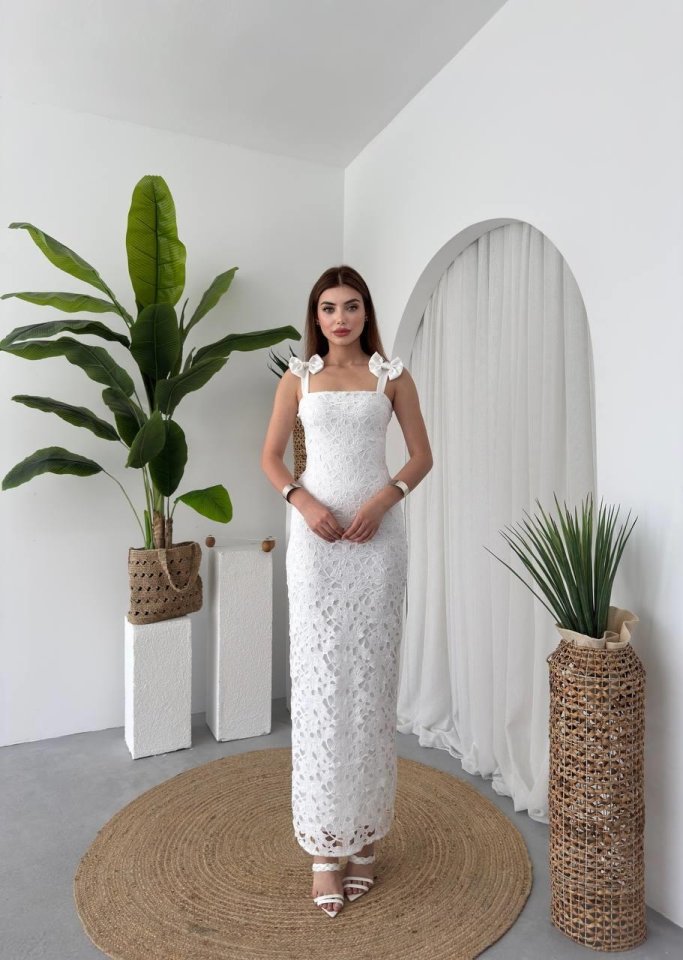 Egra Fiyonk Detaylı Elbise