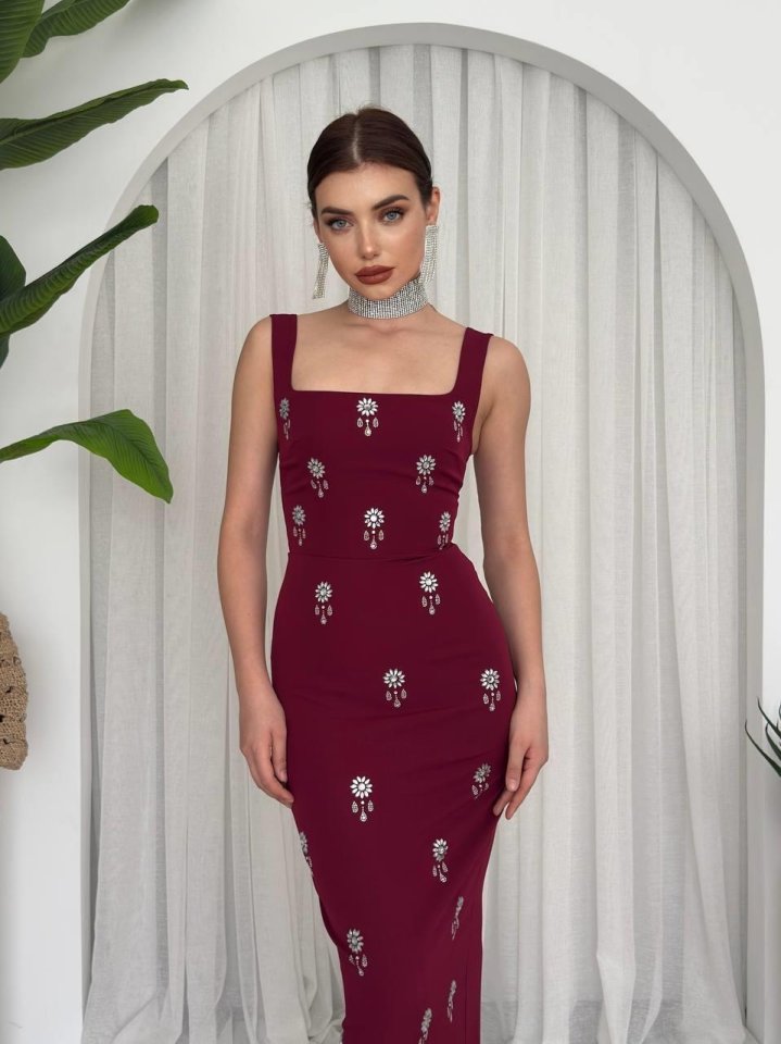 Ners Taş Detaylı Elbise