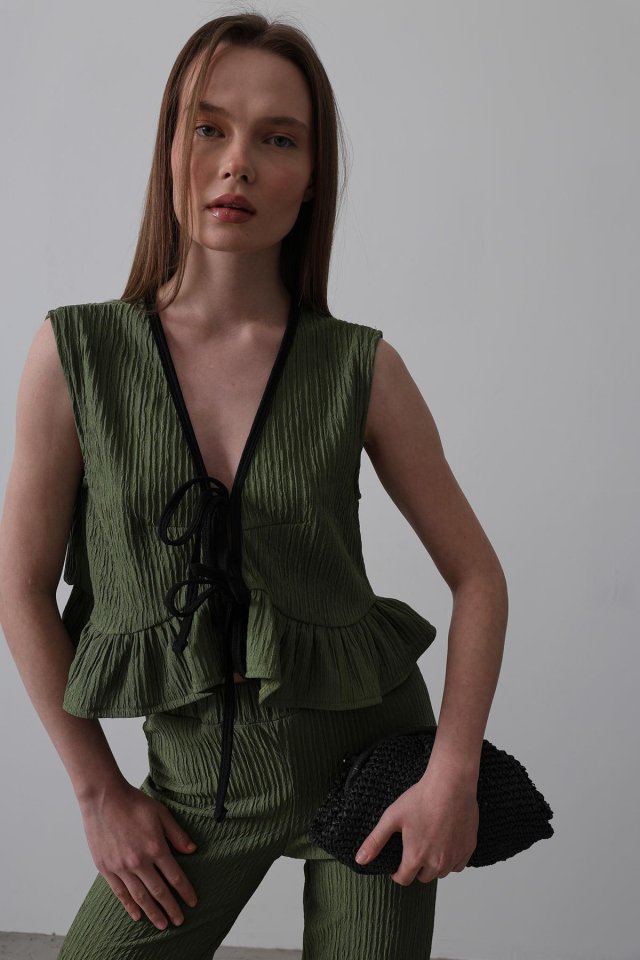 Önü Bağlamalı Volanlı Örme Takım - Haki