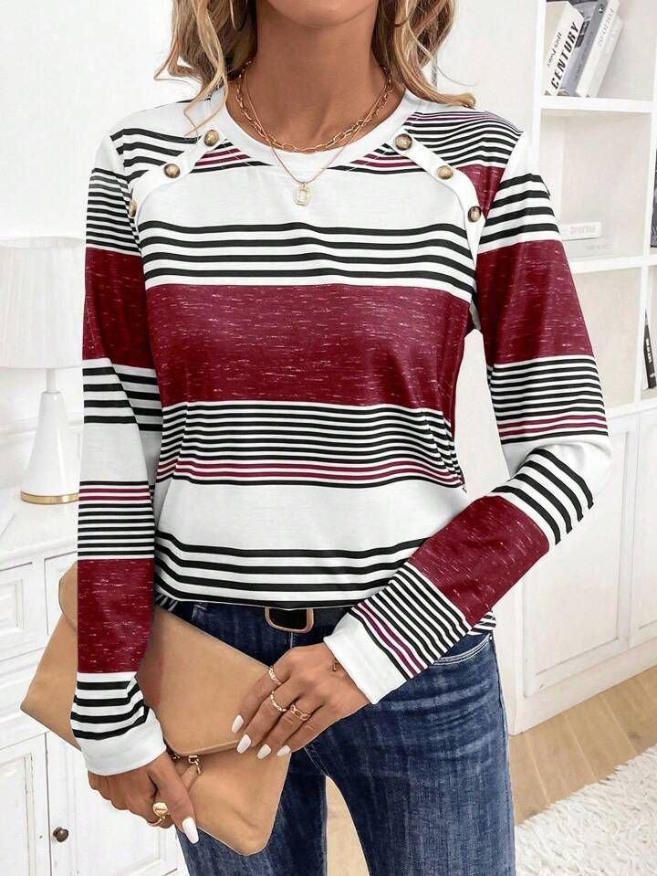 Kadın Uzun Kollu Bisiklet Yaka Düğme Detaylı Desenli Süprem Bluz